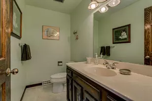 934 Nicolet Ave, Oshkosh, WI 54901 - Photo 17