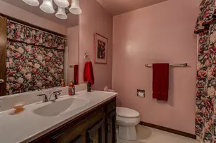 934 Nicolet Ave, Oshkosh, WI 54901 - Photo 23