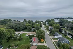 934 Nicolet Ave, Oshkosh, WI 54901 - Photo 39