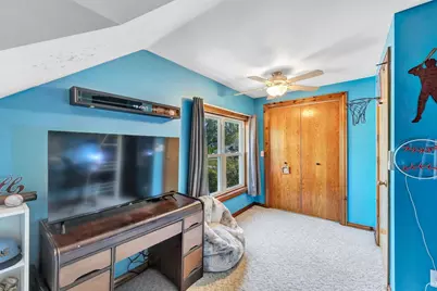 13021 Velp Avenue, Green Bay, WI 54313 - Photo 17