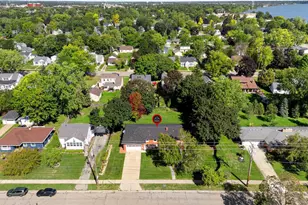 854 E Cecil St, Neenah, WI 54956 - Photo 49
