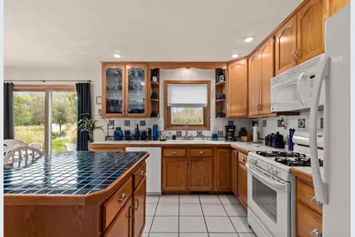 615 S Wild Rose Lane, Appleton, WI 54914 - Photo 23