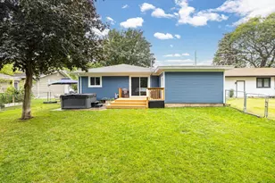 1406 Hazel St, Oshkosh, WI 54901 - Photo 29