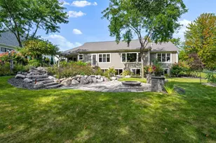 1000 Crown Pointe Cir, Suamico, WI 54173 - Photo 55