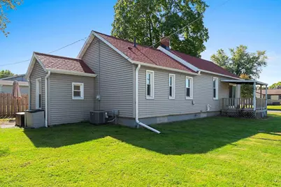 1571 Charles Street, Green Bay, WI 54302 - Photo 9