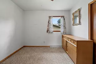 705 E Lieg Ave, Shawano, WI 54166 - Photo 17