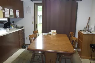 70 Grove St, Clintonville, WI 54929 - Photo 9
