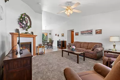 2570 Gemini Road, Green Bay, WI 54311 - Photo 3