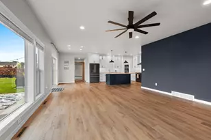 928 Mendota Dr, Green Bay, WI 54311 - Photo 17