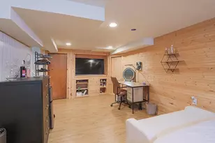932 Mansion St, De Pere, WI 54115 - Photo 15