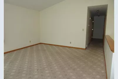1617 Spruce Court, Shawano, WI 54166 - Photo 9