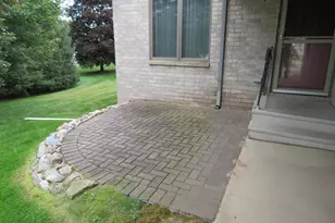 1617 Spruce Ct, Shawano, WI 54166 - Photo 5