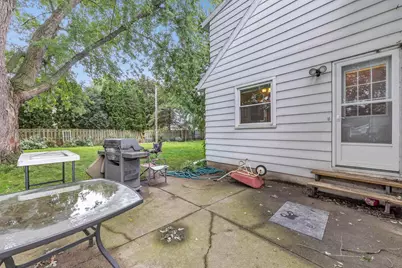 127 W Capitol Drive, Appleton, WI 54911 - Photo 21