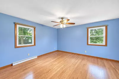 127 W Capitol Drive, Appleton, WI 54911 - Photo 7