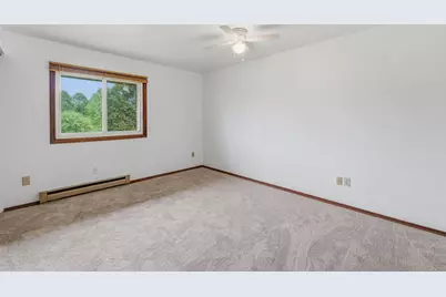 1737 Maricopa Drive #C, Oshkosh, WI 54904 - Photo 11
