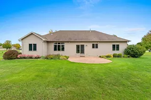442 Windmill Dr, Kaukauna, WI 54130 - Photo 11