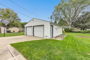 1019 Marshall Ave, Green Bay, WI 54303 - Photo 17