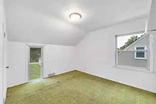 1019 Marshall Ave, Green Bay, WI 54303 - Photo 13