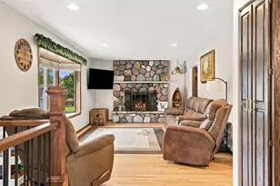 416 S Harrison St, Waupaca, WI 54981 - Photo 7