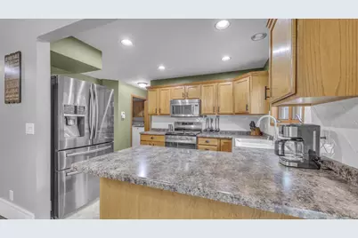 N6519 Canterbury Lane, Fond du Lac, WI 54937 - Photo 9