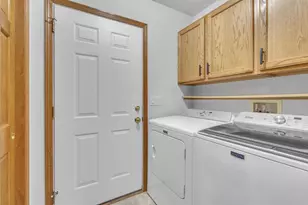 N6519 Canterbury Ln, Fond du Lac, WI 54937 - Photo 11