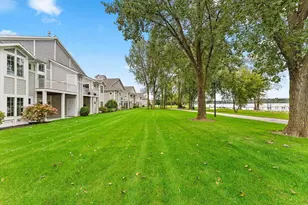 2617 Bay Harbor Cir, Green Bay, WI 54304 - Photo 7