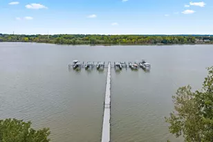 2617 Bay Harbor Cir, Green Bay, WI 54304 - Photo 15