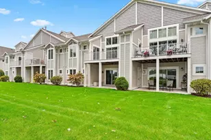 2617 Bay Harbor Cir, Green Bay, WI 54304 - Photo 5