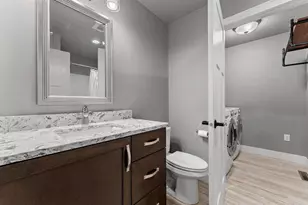 2617 Bay Harbor Cir, Green Bay, WI 54304 - Photo 29