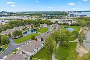 2617 Bay Harbor Cir, Green Bay, WI 54304 - Photo 11