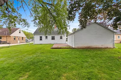 1030 Hickory Hill Drive, Green Bay, WI 54304 - Photo 25