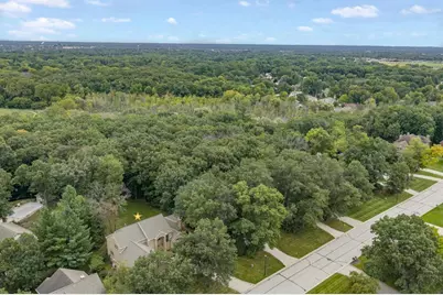 1935 E Telemark Circle, Green Bay, WI 54313 - Photo 75