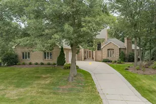 1935 E Telemark Cir, Green Bay, WI 54313 - Photo 65