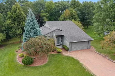 1409 N Bay Highlands Drive, Green Bay, WI 54311 - Photo 5
