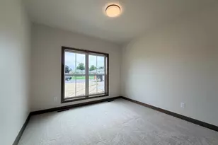 3203 Eclipse Dr, Green Bay, WI 54311 - Photo 9