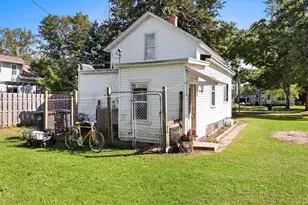 811 S Lafayette St, Shawano, WI 54166 - Photo 33