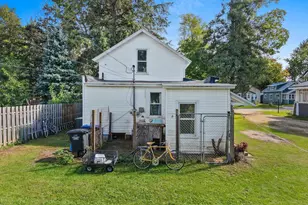 811 S Lafayette St, Shawano, WI 54166 - Photo 41