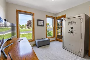 1445 W Breckenridge Ct, Appleton, WI 54914 - Photo 17