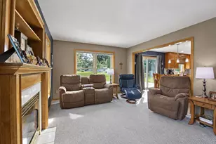 1445 W Breckenridge Ct, Appleton, WI 54914 - Photo 13