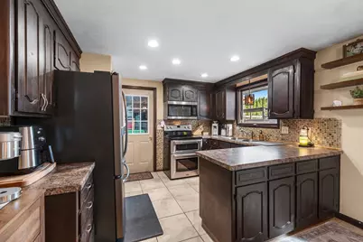 2578 Vicki Lane, Green Bay, WI 54311 - Photo 9