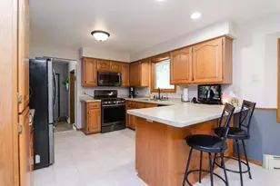 600 Harvard Dr, Neenah, WI 54956 - Photo 13