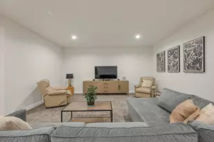 324 Aldon Cir, Green Bay, WI 54304 - Photo 49