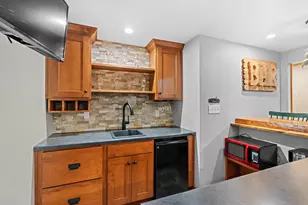 3046 Bayview Dr, Green Bay, WI 54311 - Photo 43