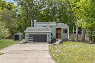 1730 N Briarcliff Dr, Appleton, WI 54915 - Photo 57