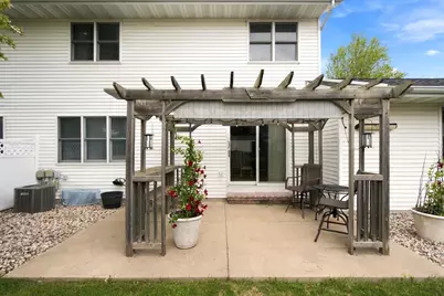 N9673 Hopfensperger Road, Appleton, WI 54915 - Photo 7