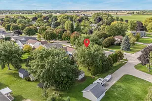 729 Farmington Ave, Oshkosh, WI 54901 - Photo 5