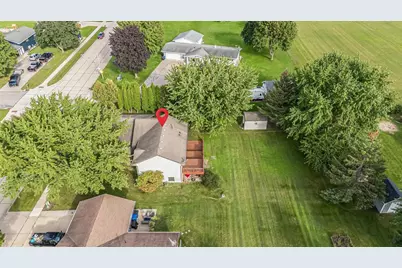 729 Farmington Avenue, Oshkosh, WI 54901 - Photo 7