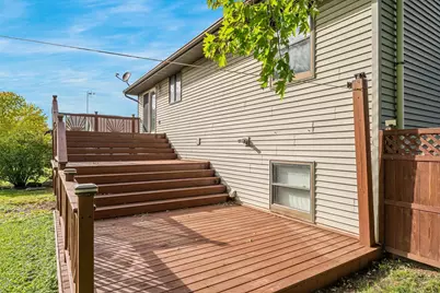 729 Farmington Avenue, Oshkosh, WI 54901 - Photo 13