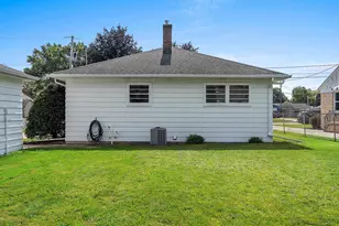 994 Roscoe St, Green Bay, WI 54304 - Photo 51