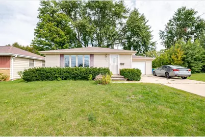 1106 St Agnes Drive, Green Bay, WI 54304 - Photo 1